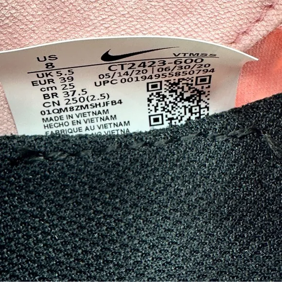 Nike React Infinity Run Flyknit 2 Womens Running Shoes‎ US Size 8 CT2423-600
