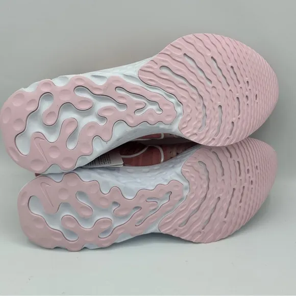 Nike React Infinity Run Flyknit 2 Womens Running Shoes‎ US Size 8 CT2423-600