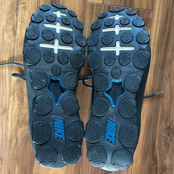Nike Reax Tr Men's Black and Blue Training Shoes