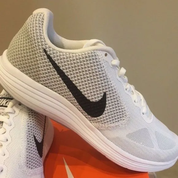 Nike Revolution 3 White Black Grey Running Shoes