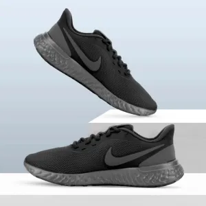 Nike Revolution 5 Running Shoes