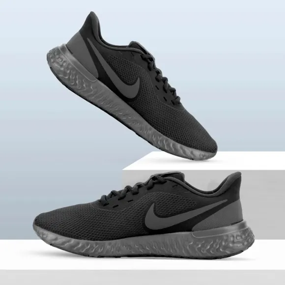 Nike Revolution 5 Running Shoes