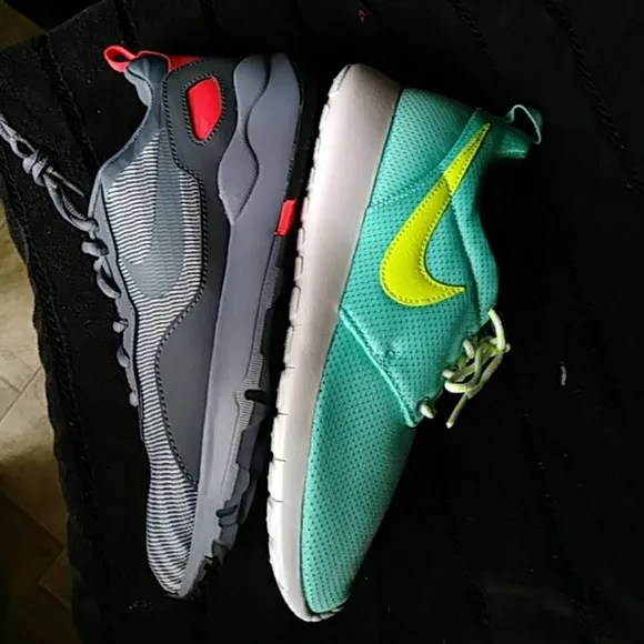 Nike Roshe running shoes