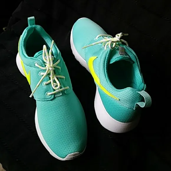 Nike Roshe running shoes