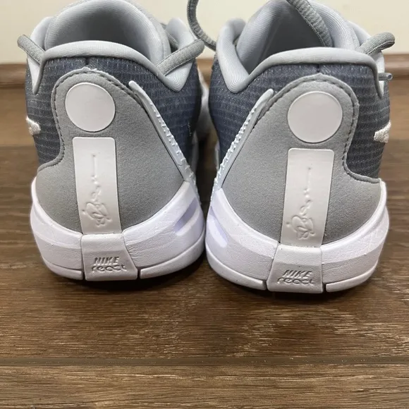 Nike Sabrina 1 TB Womens Basketball Shoes Sabrina Ionescu Signature Shoe Sz 5