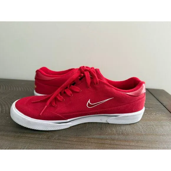 Nike SB GTS QS x Supreme Gym Red  Sneaker Shoes Size 12 Men Rare Collab Athletic