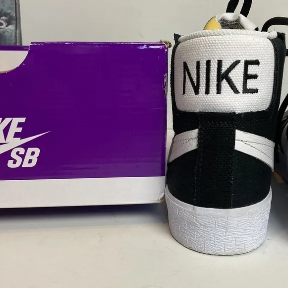 Nike SB Zoom Blazer Mid Prm Plus Shoes Size 10 Men/11.5 Women NEW Streetwear Gym