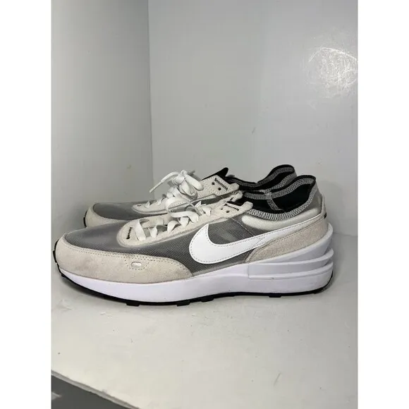 Nike Shoes Mens Sz 9.5 Waffle One Summit White Running DA7995-100 Training