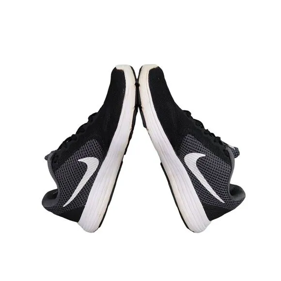 Nike Shoes Womens 7 Athletic Trainers Revolution 3 Running Gym Black Grey Active