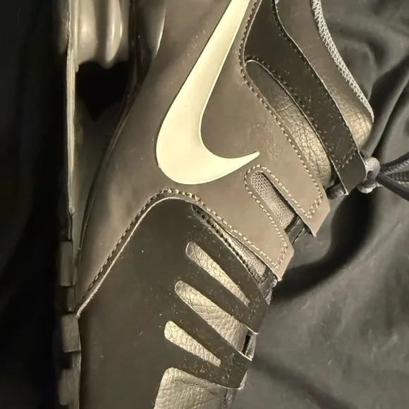 Nike Shox Black/White/grey  Running Shoes Mens 639657-004 Size 10.5