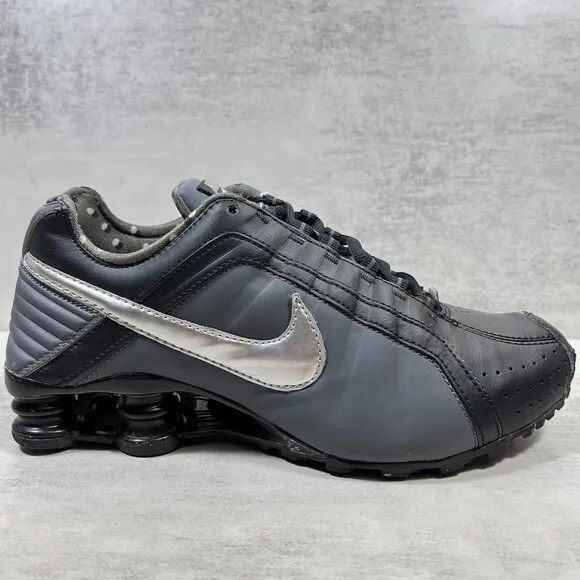 Nike Shox Junior Running Shoes - Women's Size 7 - Black Gray