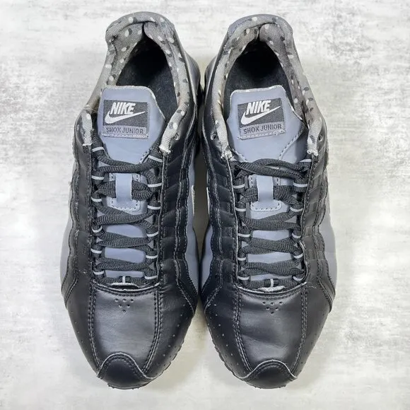 Nike Shox Junior Running Shoes - Women's Size 7 - Black Gray