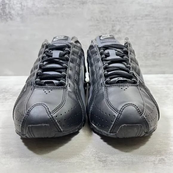 Nike Shox Junior Running Shoes - Women's Size 7 - Black Gray
