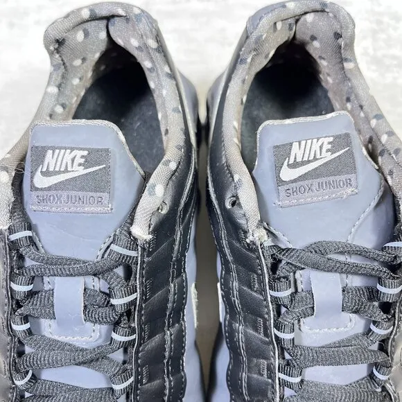 Nike Shox Junior Running Shoes - Women's Size 7 - Black Gray