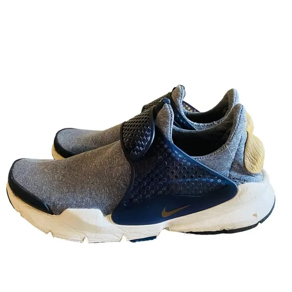 Nike Sock Dart SE ‘Midnight Navy &amp; Golden Beige’