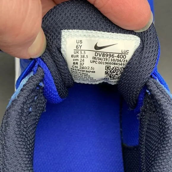Nike Team Hustle D 11 Youth Size 6Y Royal Blue Basketball Shoes DV8996-400
