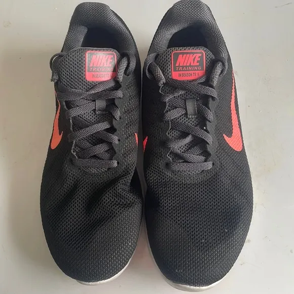 Nike training in season TR 6 sneakers black orange running shoes women size 7.5