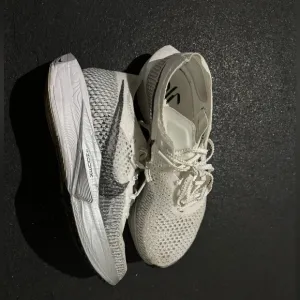 Nike Vaporfly 3 running shoes