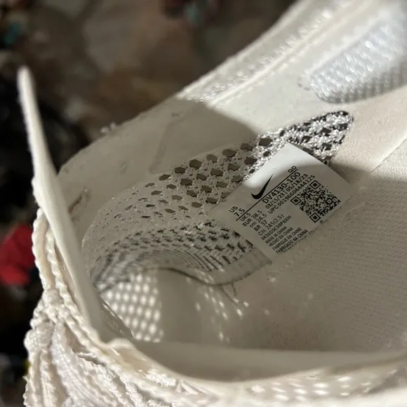 Nike Vaporfly 3 running shoes