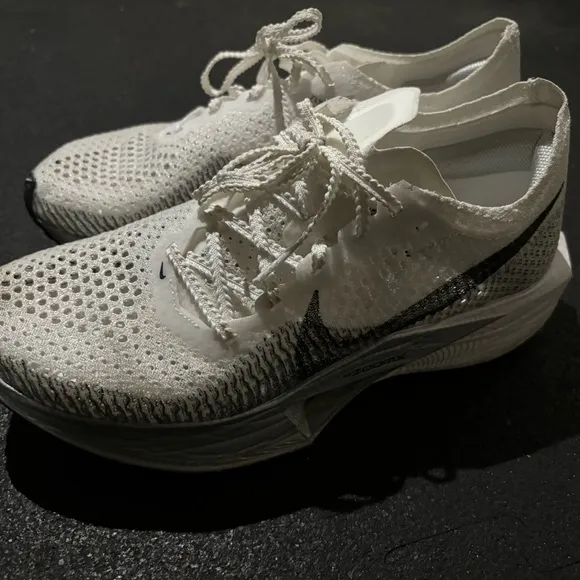 Nike Vaporfly 3 running shoes