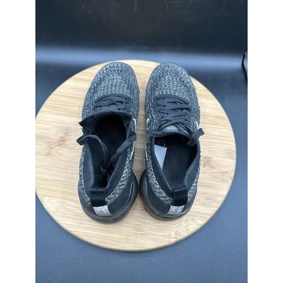Nike Vapormax Flyknit 3 Womens Size 7 Running Shoes Oreo Black White AJ6910-001