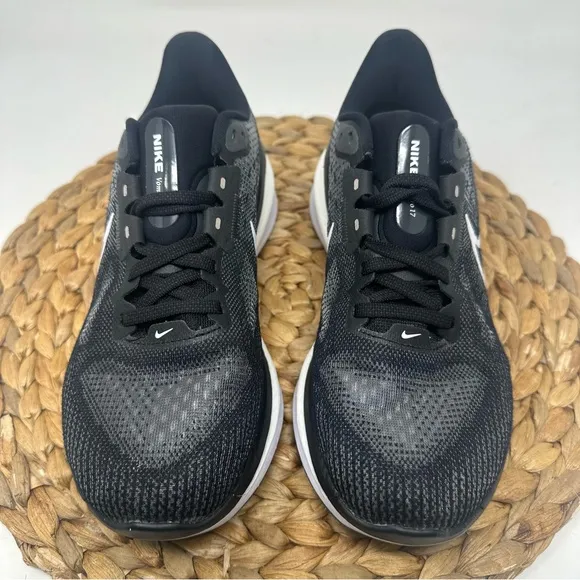 NIKE Vomero 17 Running Shoes Black White Size 6.5 Women's