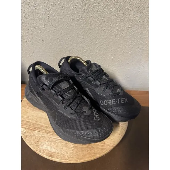 Nike Womens 6 Pegasus Trail 3 GTX Gore-Tex Black Running Shoes DC8794-001
