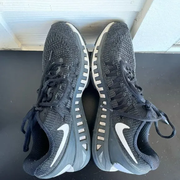Nike Women's Air Zoom Odyssey 2 Running Shoes Sneakers Size 7.5 Style 844546-001