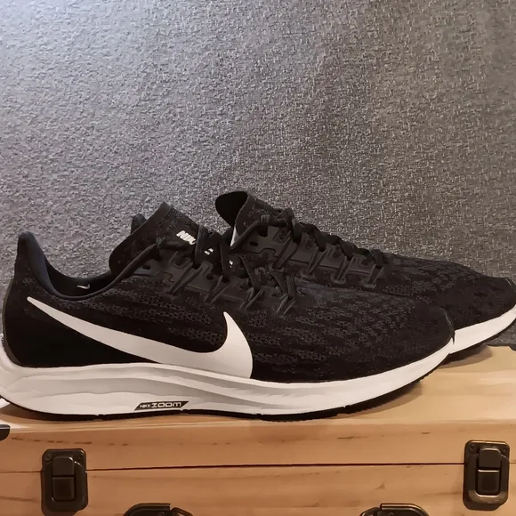 Nike Women's Air Zoom Pegasus Running Shoes, Size 10