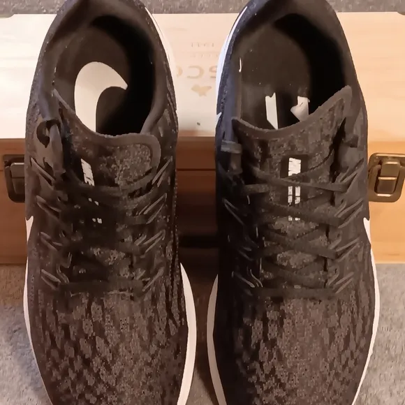 Nike Women's Air Zoom Pegasus Running Shoes, Size 10