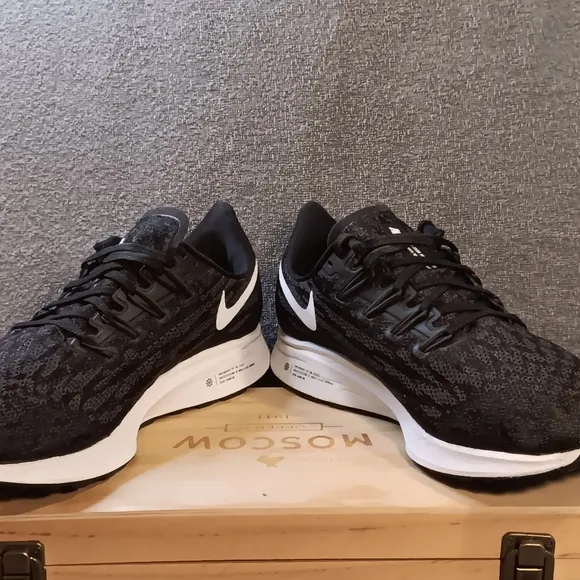Nike Women's Air Zoom Pegasus Running Shoes, Size 10