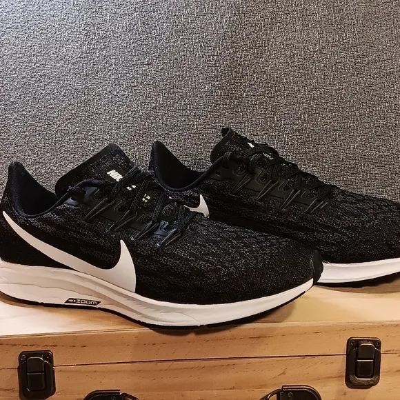 Nike Women's Air Zoom Pegasus Running Shoes, Size 10
