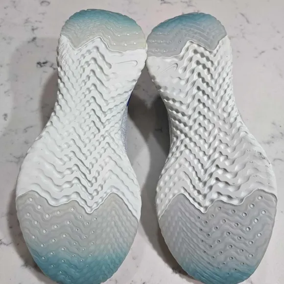 Nike Women’s Epic React Flyknit 2 &quot;White Light Aqua&quot; Running Shoes New