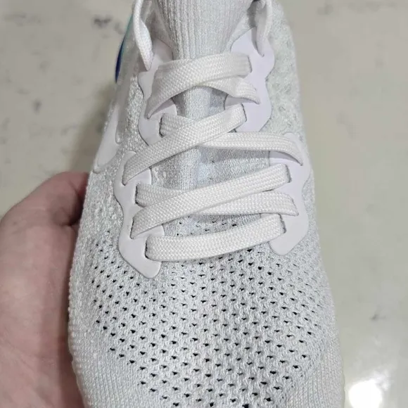 Nike Women’s Epic React Flyknit 2 &quot;White Light Aqua&quot; Running Shoes New