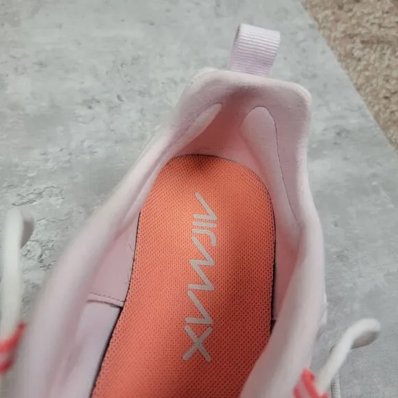 Nike Womens Running Shoes Size 11 AirMax 270 React Crimson Tint White Pink Peach