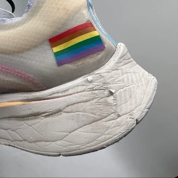 Nike Zoom Fly Betrue Lace Up LGBTQ Cushioned Traction Logo Swoosh Sneakers