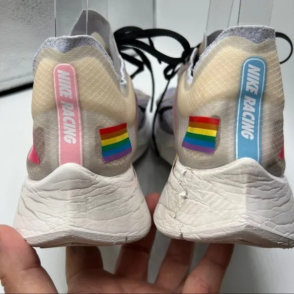 Nike Zoom Fly Betrue Lace Up LGBTQ Cushioned Traction Logo Swoosh Sneakers