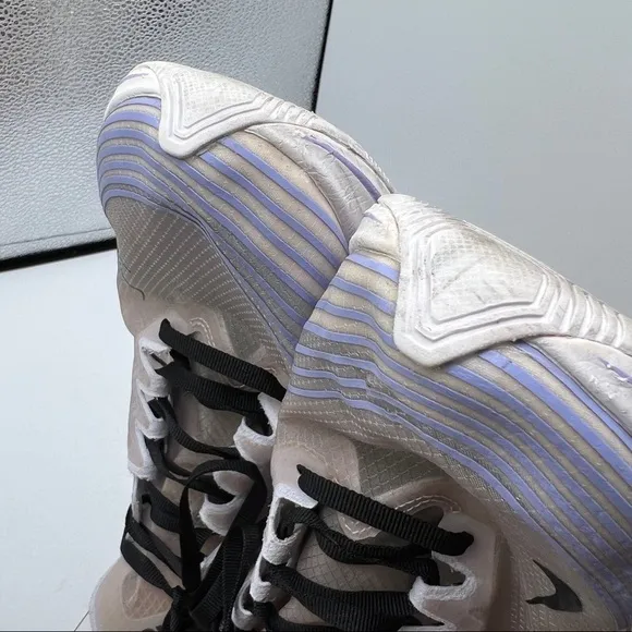 Nike Zoom Fly Betrue Lace Up LGBTQ Cushioned Traction Logo Swoosh Sneakers