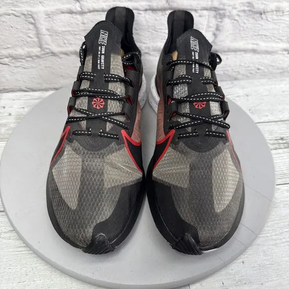 Nike Zoom Gravity University Red Black Running Shoes Sneakers Men’s Size 10