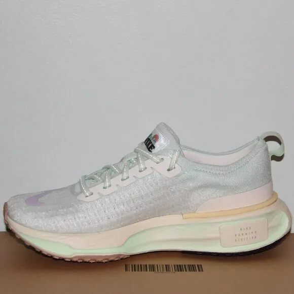 Nike ZoomX Invincible Run 3 Flyknit Running Shoes Womens 7 7.5 Barely Green