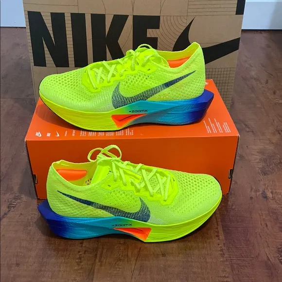 Nike zoomx vaporfly next% 3 Neon Green Running Shoes 10 w / 8.5 m size