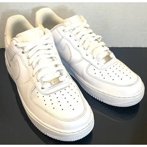 Nike Air Force 1 Low Womens Size 11 White Athletic Shoes Sneakers 315115-112
