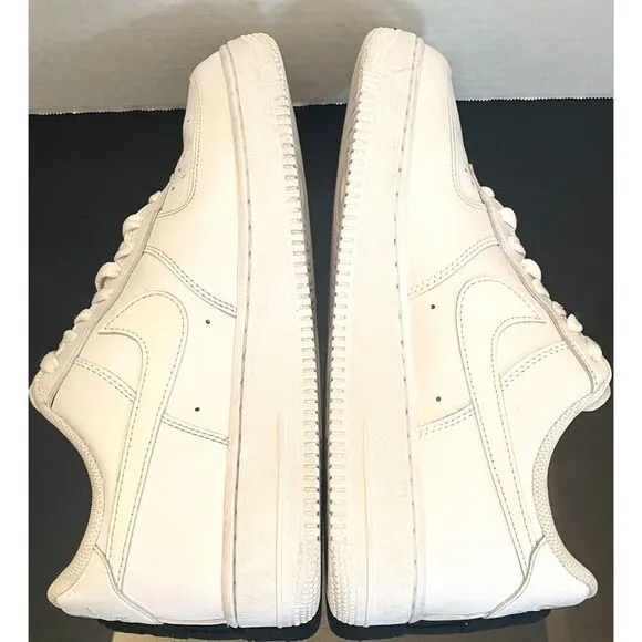 Nike Air Force 1 Low Womens Size 11 White Athletic Shoes Sneakers 315115-112