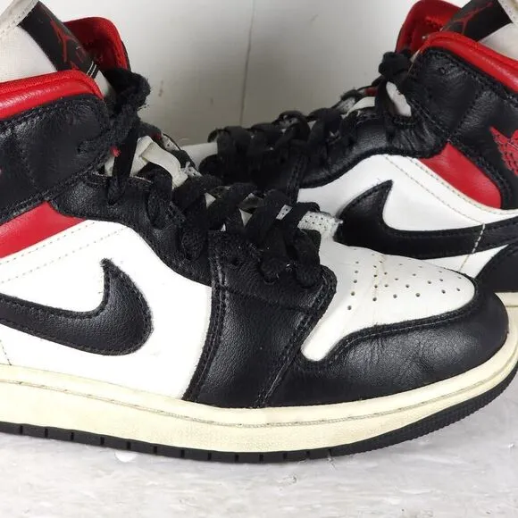 Nike Women’s Jordan 1 US9,5 Black Sail Gym Red Mid Top Sneakers Shoes BQ6472-061