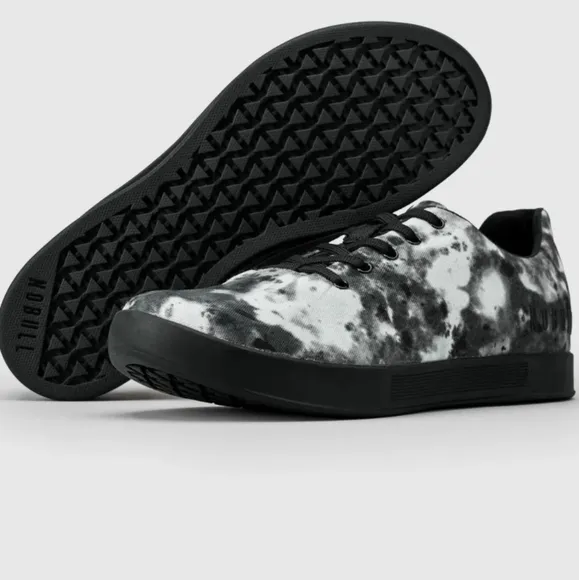 NOBULL Low Top Trainer - Shadow Tie-Dye -Size 8 - Great Condition Sneaker