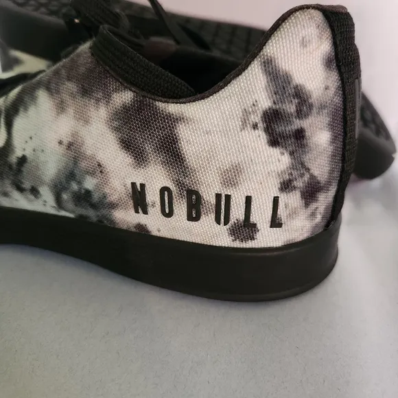 NOBULL Low Top Trainer - Shadow Tie-Dye -Size 8 - Great Condition Sneaker