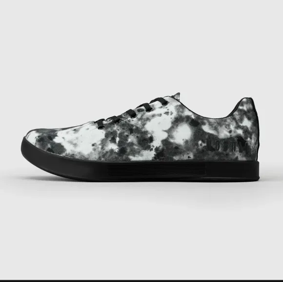 NOBULL Low Top Trainer - Shadow Tie-Dye -Size 8 - Great Condition Sneaker