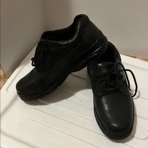 Nunn Bush Black Leather Oxfords with Cushioned Collar