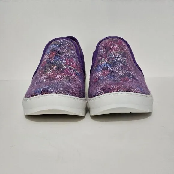 🤒Nursemates Adela slip on shoes. Genuine Leather, Size 8