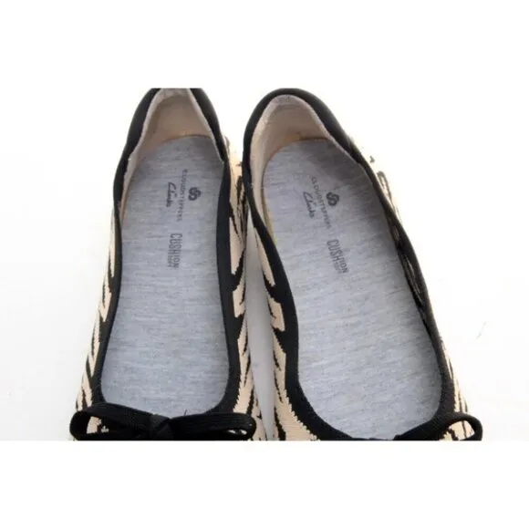 NWOB clarks carly hope ballet flats slip on animal print cloudsteppers Shoes 9M